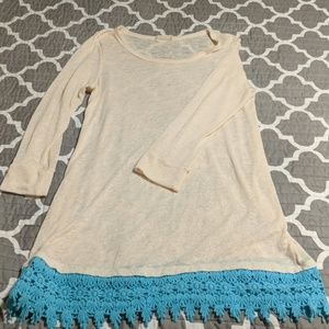 Boutique 3/4 Sleeve SZ. LG. Cream/ Teal 22nd Brand